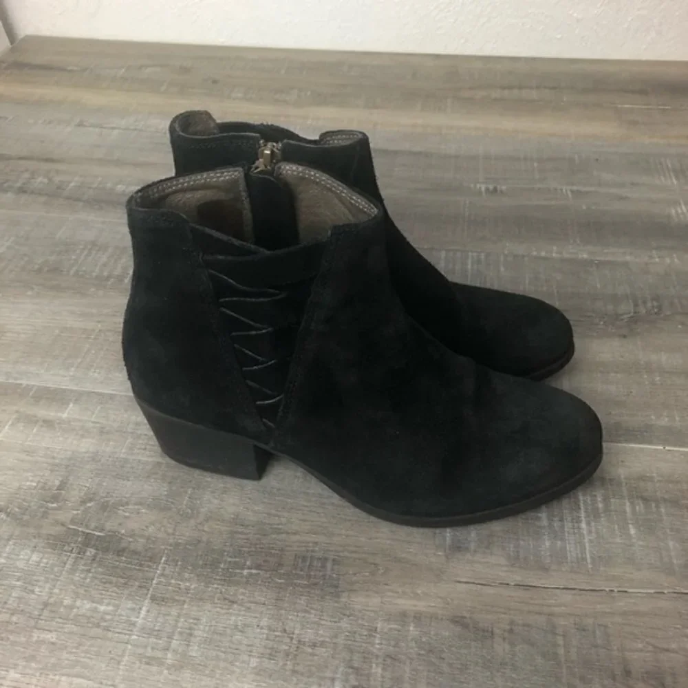 H London Black Suede Woven Ankle Boots Zipper size EU 37 US 6